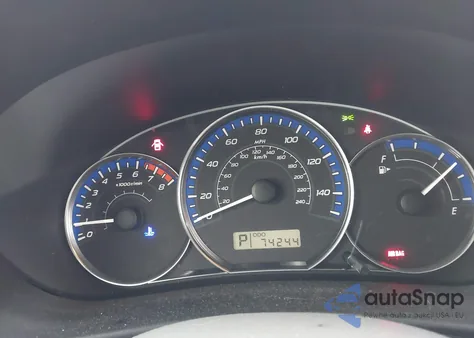 2013 Subaru Forester 2.5X Premium z USA, uszkodzony, nr VIN JF2SHADC4DH445216